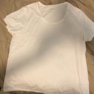 Blair Women's Short-Sleeve White Crewneck Tee